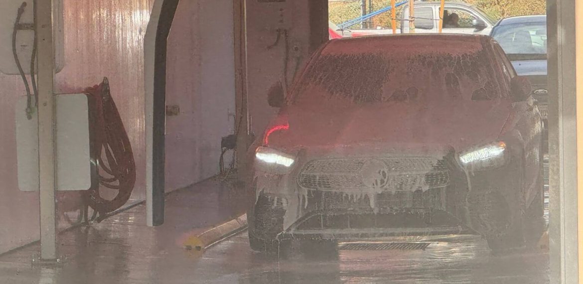 S Myrtle Ave Monrovia Car wash Los Angeles Subscription