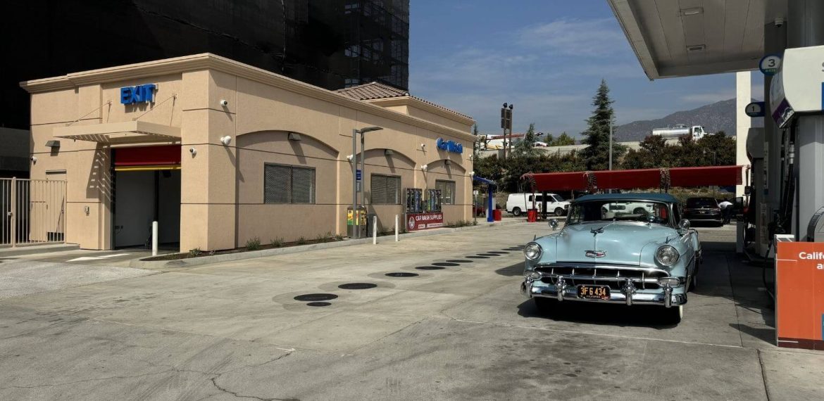 S Myrtle Ave Monrovia Car wash los angeles quick 5 minute wash, car wash nearby monrovia